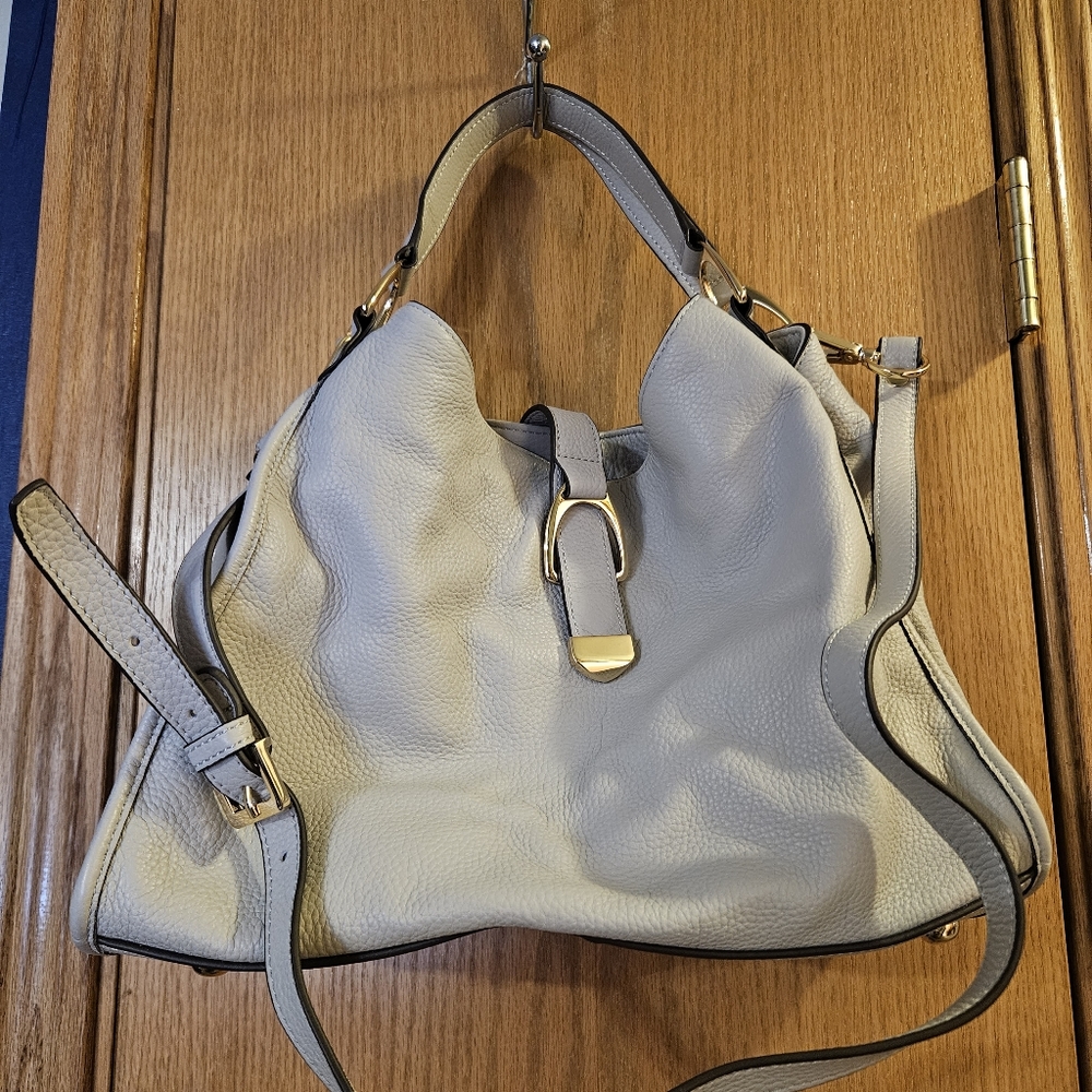 Gili purse